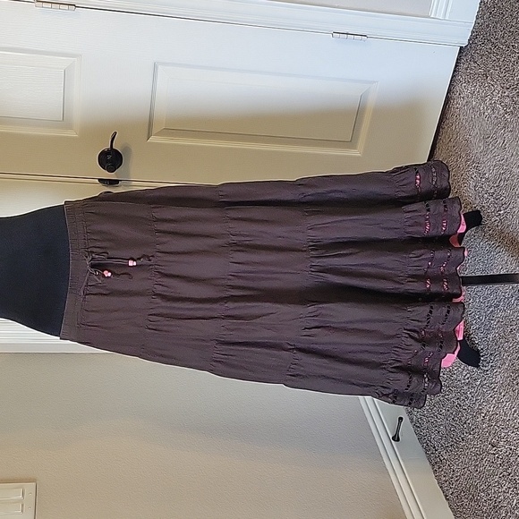 Brown and Pink Tiered Women's Skirt Old Navy - Picture 1 of 11